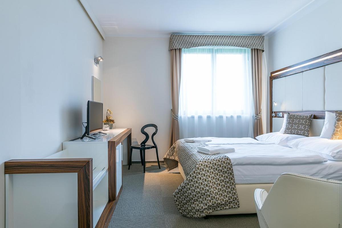 Zamecek Petrovice Hotell Petrovice u Karviné Eksteriør bilde