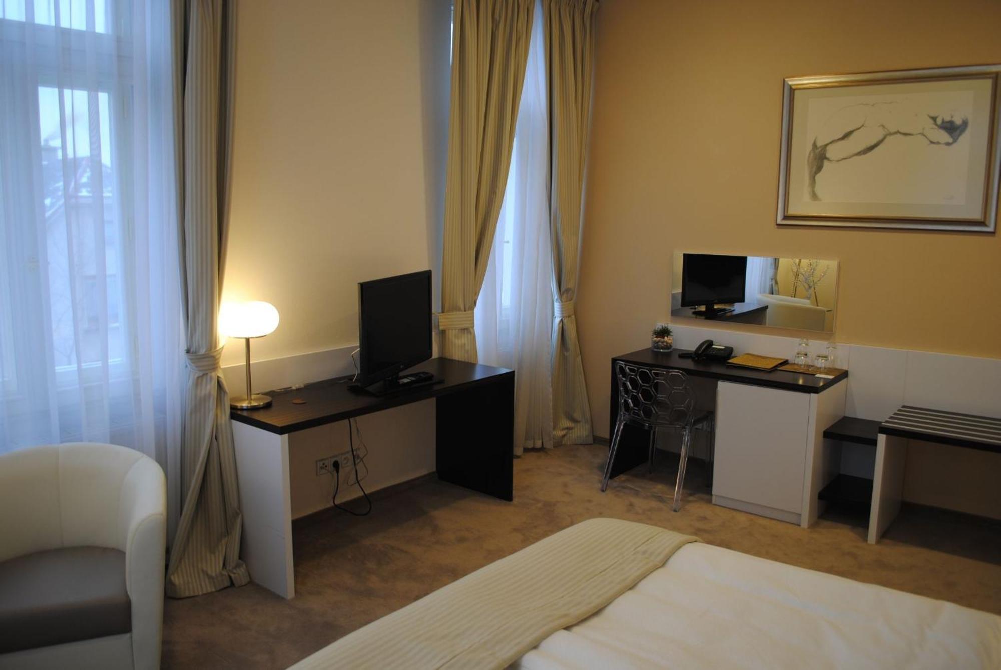 Zamecek Petrovice Hotell Petrovice u Karviné Rom bilde