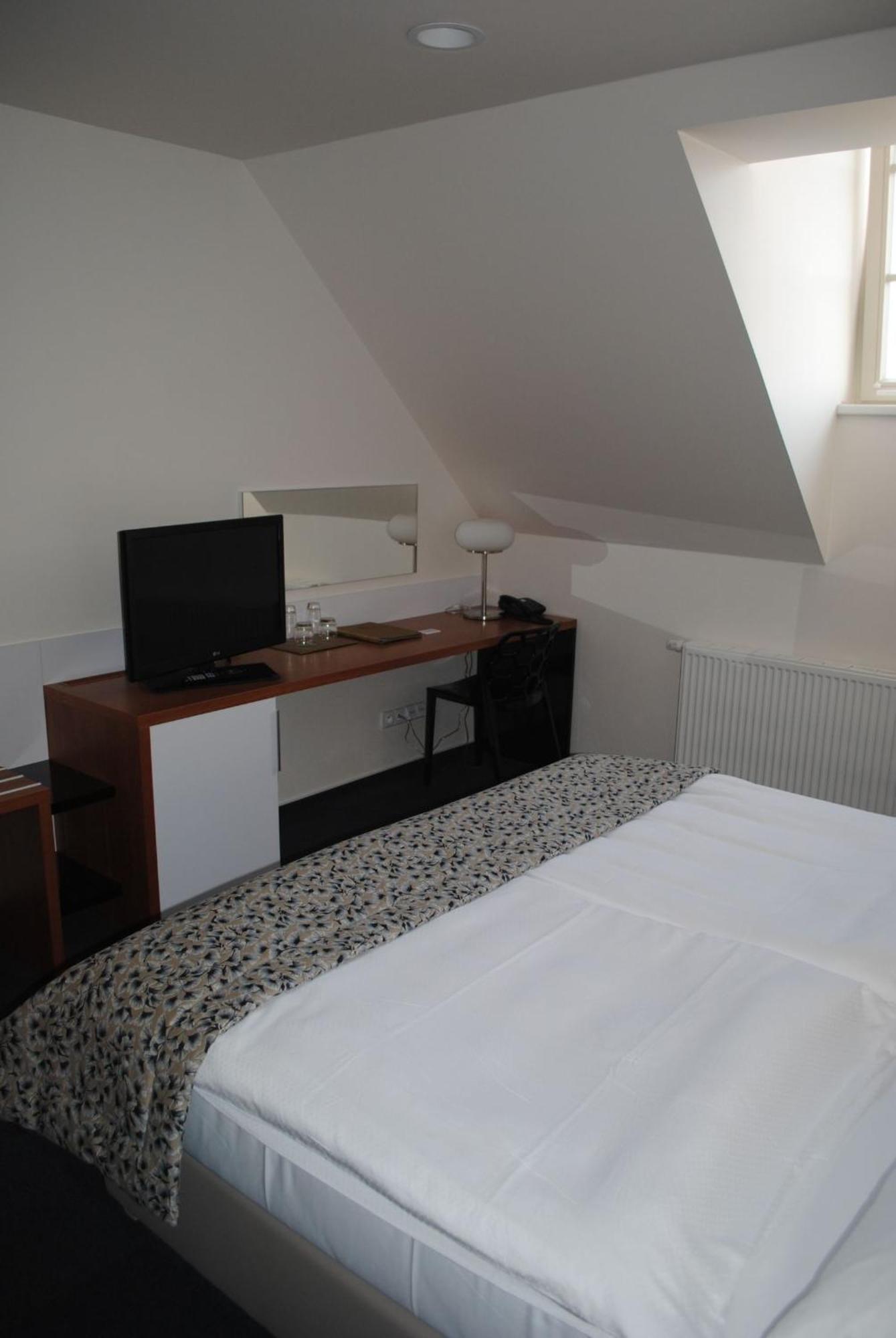 Zamecek Petrovice Hotell Petrovice u Karviné Rom bilde